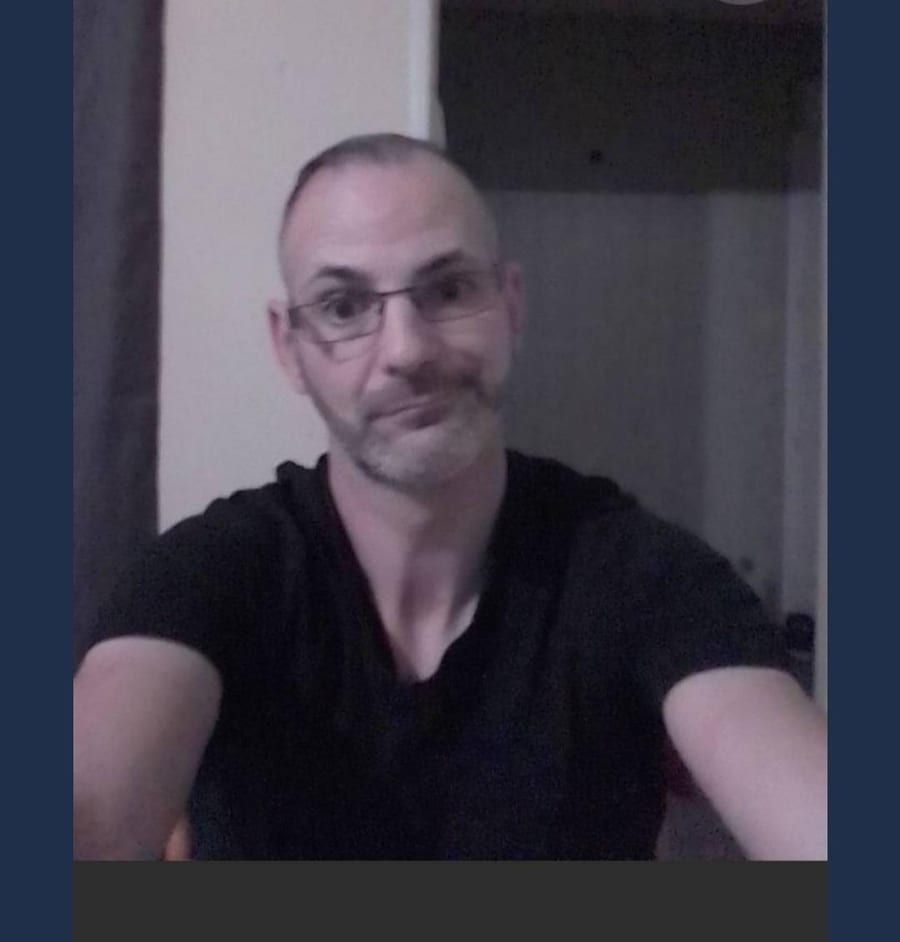 Profil von Aina